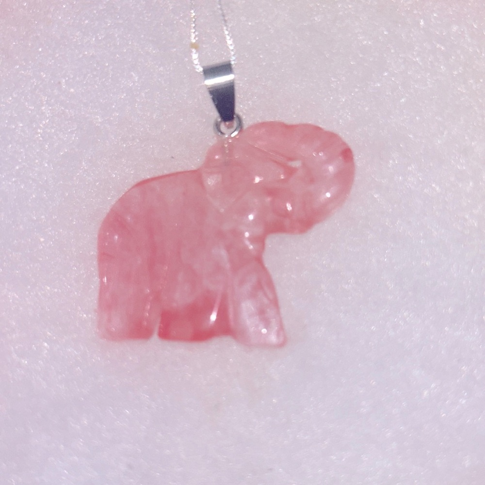 Boho hippie Cherry Quartz Crystal Elephant 🐘 Sterling Silver 16” Necklace